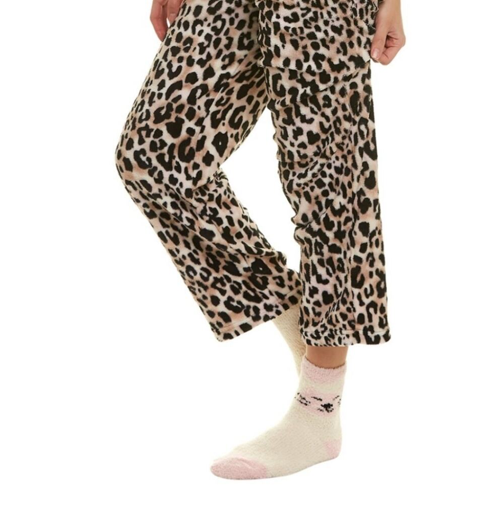 NWT 2 pc Rene Rofe Pillow Talk Cozy Toesie Leopard Plush Lounge Pant Socks Large
